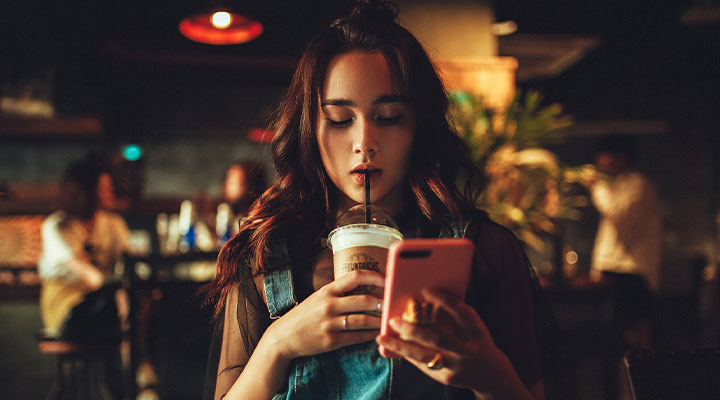 黑料网独家揭秘：娱乐圈最新塌房事件，真相令人震惊！